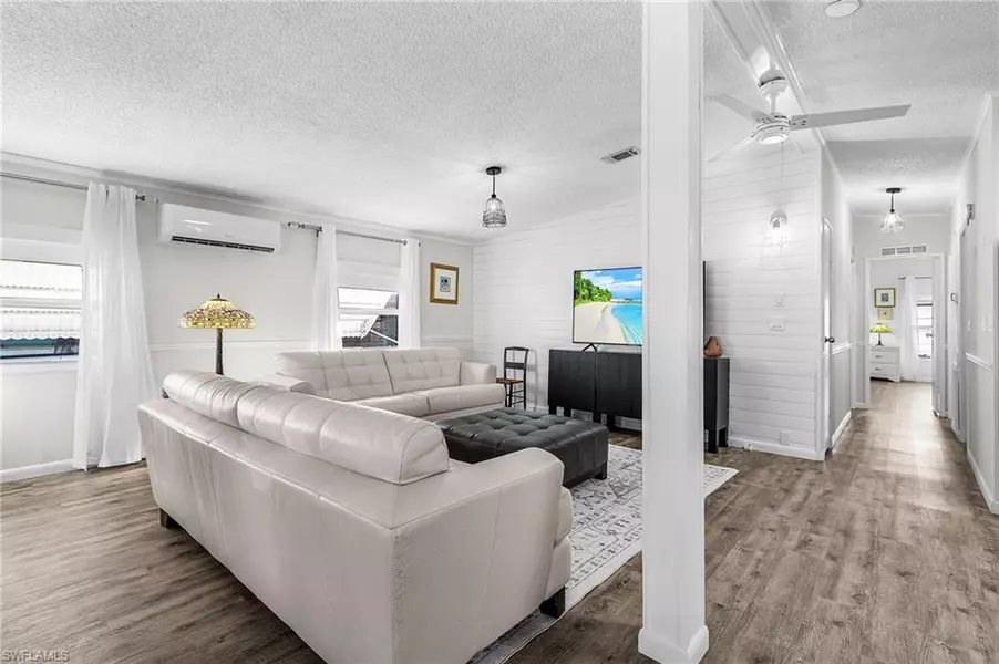 4971 Porky LN, St. James City, FL 33956