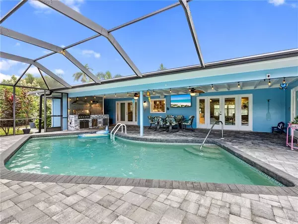 Fort Myers, FL 33919,5812 Silvery LN