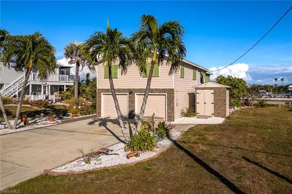 St. James City, FL 33956,3374 York RD