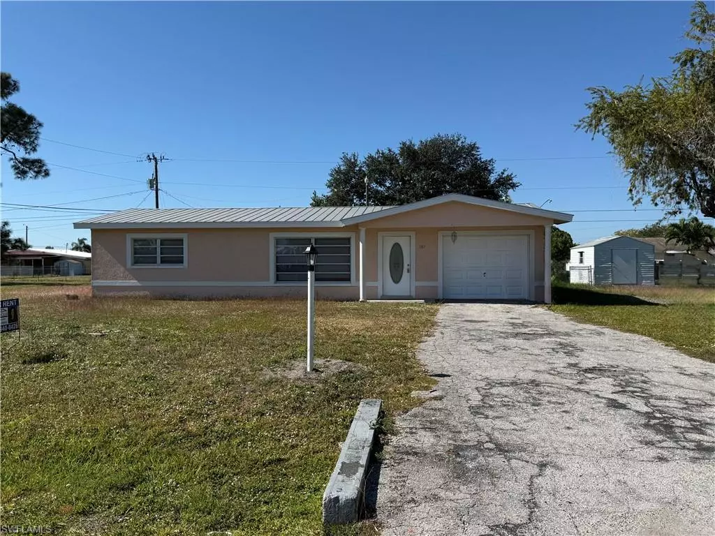 Lehigh Acres, FL 33936,107 California RD