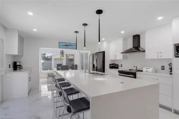 Fort Myers, FL 33919,1026 S Town And River DR