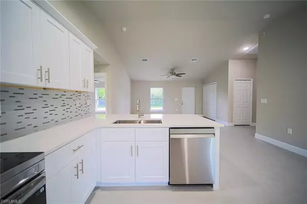 Lehigh Acres, FL 33974,1018 Genoa AVE S