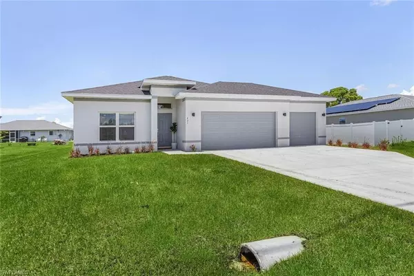 Cape Coral, FL 33993,908 NE 11th TER