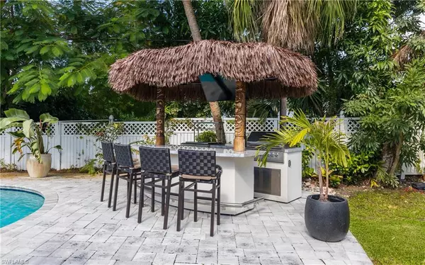 Fort Myers, FL 33901,1357 Wales DR