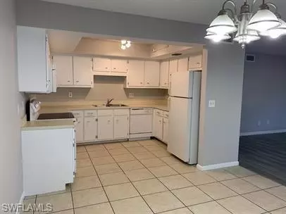 Cape Coral, FL 33990,639 SE 13th AVE #122