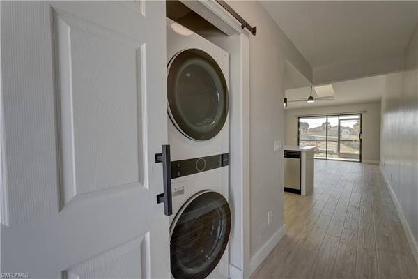 Cape Coral, FL 33914,804 Mohawk PKWY #105