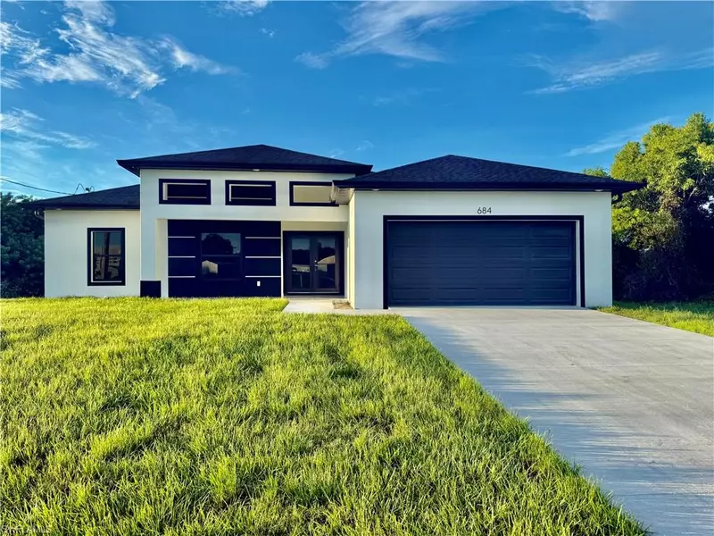 684 Kingsbury ST E, Lehigh Acres, FL 33974