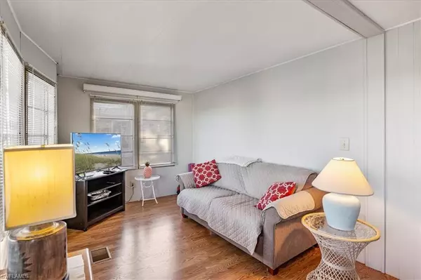 North Fort Myers, FL 33903,3169 Saturn CIR