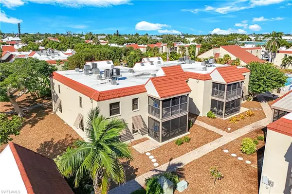 Sanibel, FL 33957,845 E Gulf DR #422