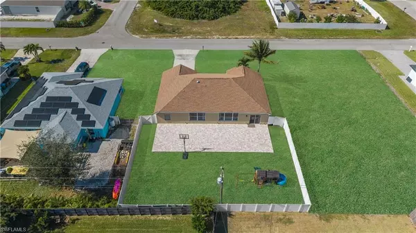 Cape Coral, FL 33993,703 NW Juanita CT