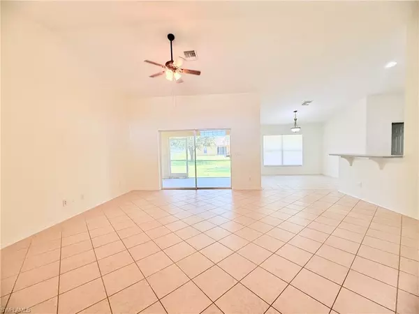 Cape Coral, FL 33993,2452 NW 9th ST