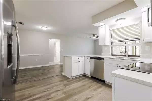 Port Charlotte, FL 33948,850 Forest Hill LN NW