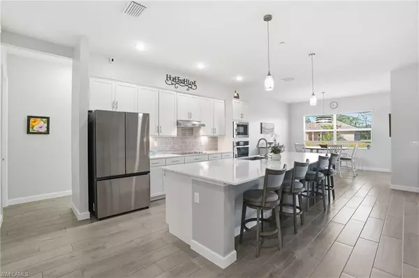 Alva, FL 33920,17040 Serengeti CIR