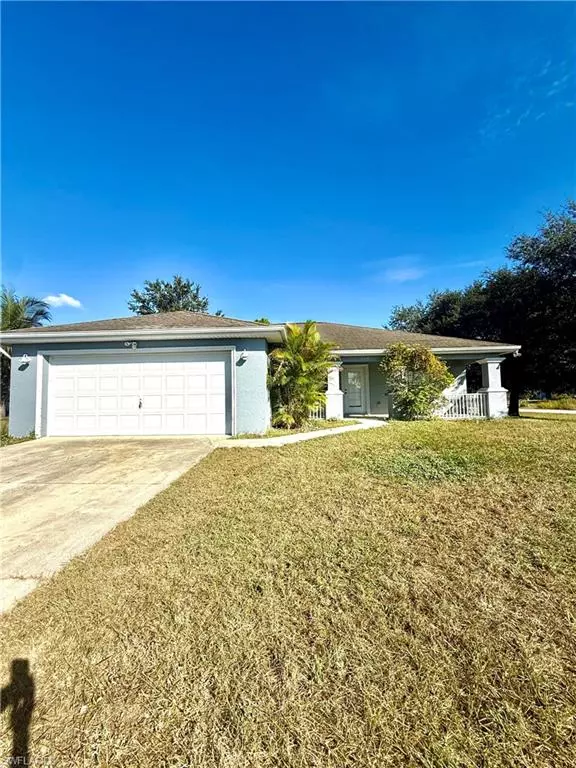 1116 Calvert AVE, Lehigh Acres, FL 33971