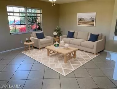 303 SW 3rd PL #102, Cape Coral, FL 33991