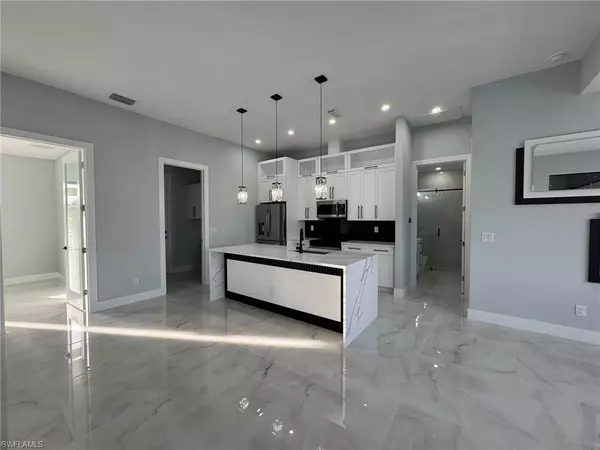 Port Charlotte, FL 33981,10474 Winnipeg ST