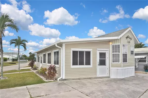 Fort Myers, FL 33967,7029 Granada Lakes DR