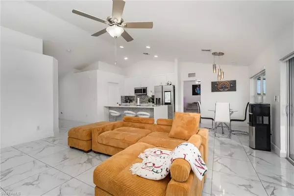 Cape Coral, FL 33909,124 NE 16th TER