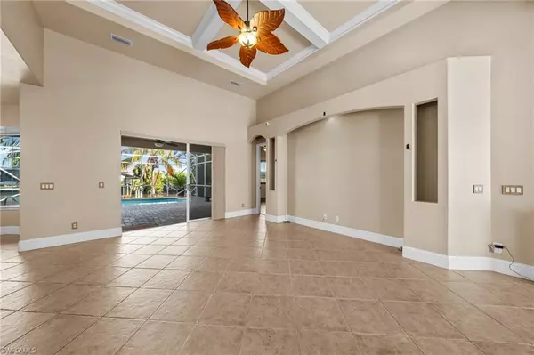 Cape Coral, FL 33993,3237 Yucatan PKWY