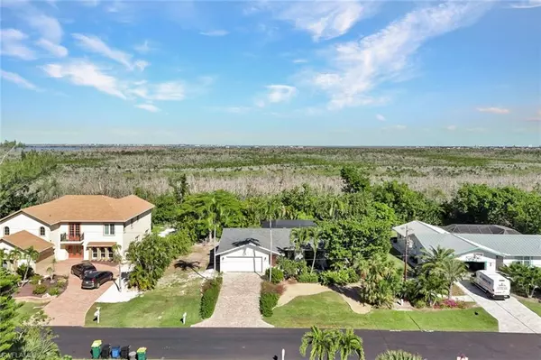 Sanibel, FL 33957,1737 Serenity LN