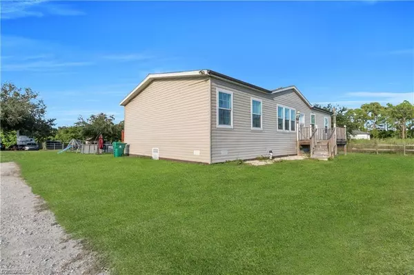Labelle, FL 33935,7824 8th PL