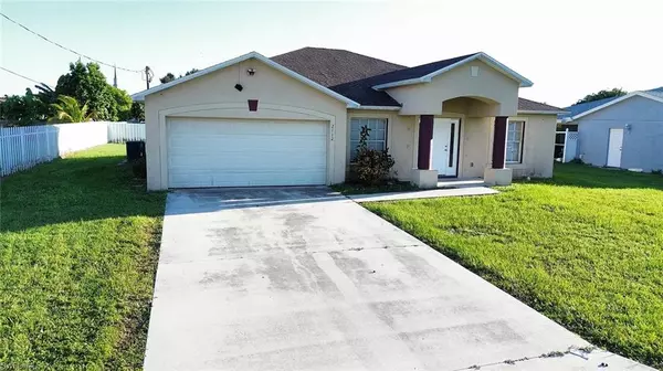 2112 NE 1st ST, Cape Coral, FL 33909