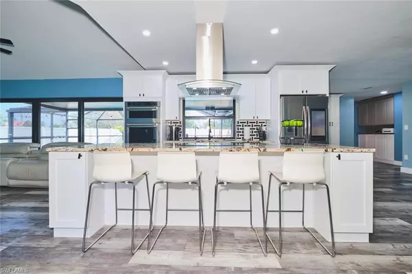 Fort Myers, FL 33919,6451 Adelphi CIR