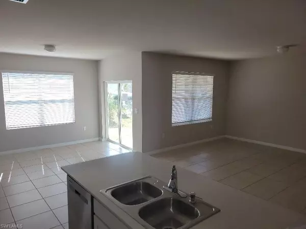 Cape Coral, FL 33909,334 Kismet PKWY E