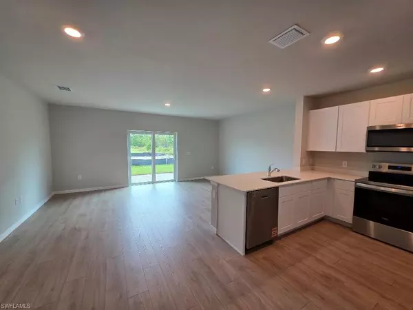 Lehigh Acres, FL 33971,8113 Haley Creek WAY