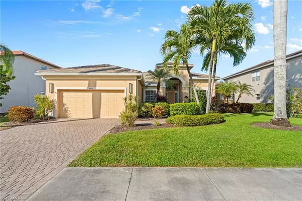 8429 Laurel Lakes BLVD, Naples, FL 34119