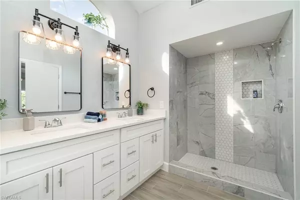 Port Charlotte, FL 33954,172 Coblentz ST