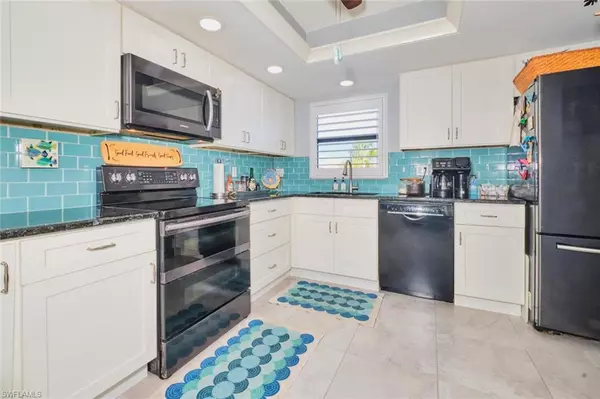 North Fort Myers, FL 33917,15370 Transit CT #108