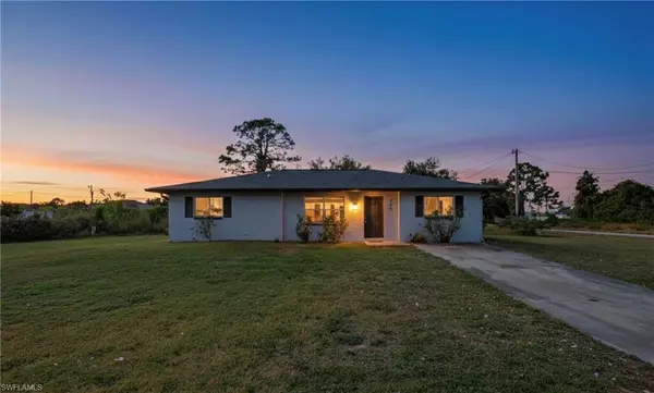 300 Anita AVE S, Lehigh Acres, FL 33976