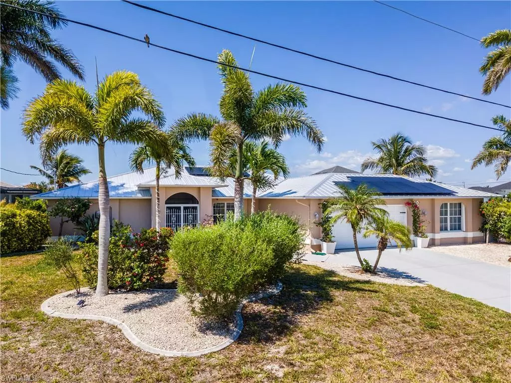 Cape Coral, FL 33993,3821 NW 23rd ST