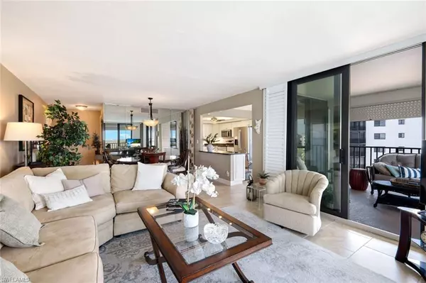 Fort Myers Beach, FL 33931,4253 Bay Beach LN #A7