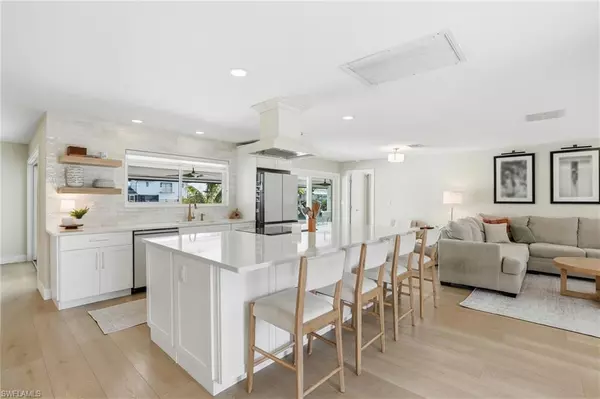 Cape Coral, FL 33904,2711 SE 18th CT