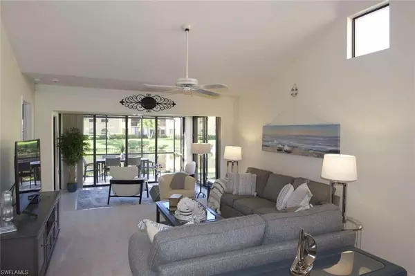 Naples, FL 34108,547 Beachwalk CIR