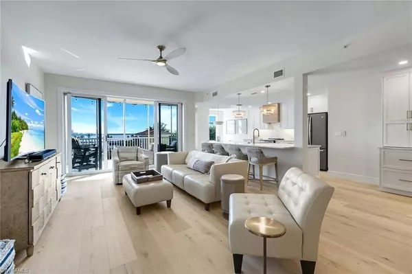 Cape Coral, FL 33914,6021 Silver King BLVD #203