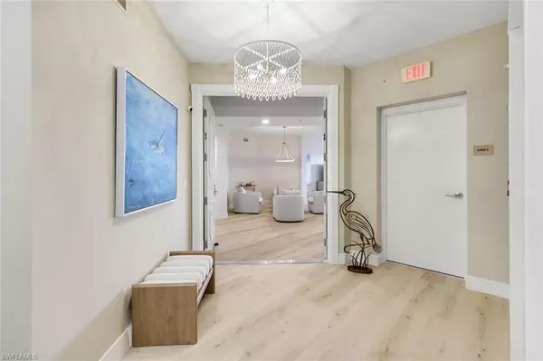 Cape Coral, FL 33914,6021 Silver King BLVD #203