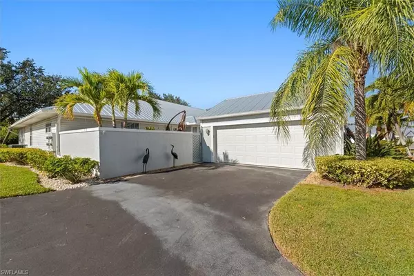 North Fort Myers, FL 33917,15371 River Vista DR #801