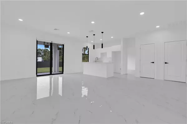 Lehigh Acres, FL 33971,3202 32nd ST W