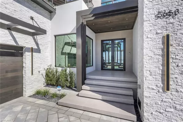 Cape Coral, FL 33904,5653 Riverside DR