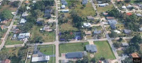 Fort Myers, FL 33916,915 Alderman ST