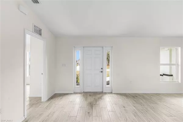 Cape Coral, FL 33909,3916 NE 9th PL