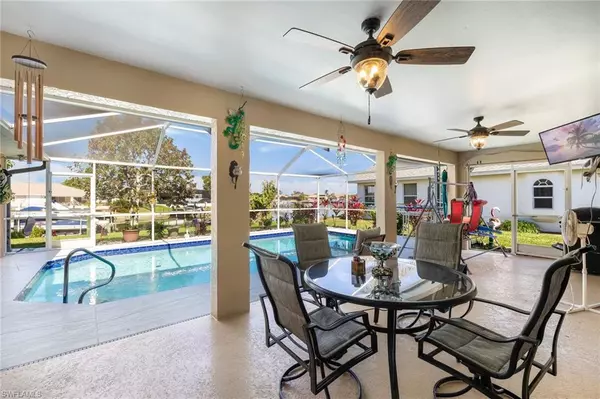 Cape Coral, FL 33904,403 SE 28th TER