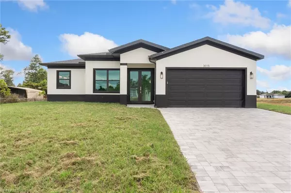 3015 3rd ST SW, Lehigh Acres, FL 33976