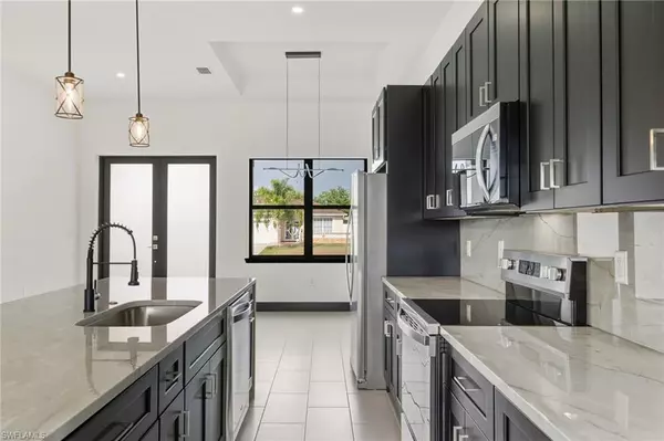 Lehigh Acres, FL 33976,3015 3rd ST SW