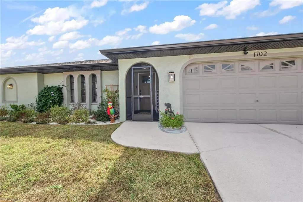 Cape Coral, FL 33990,1702 SE 5th CT