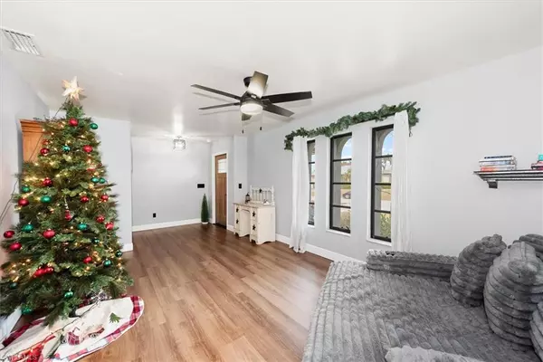 Cape Coral, FL 33990,1702 SE 5th CT