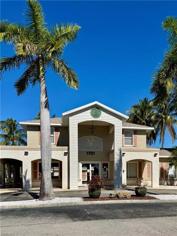 Cape Coral, FL 33990,1773 Four Mile Cove PKWY #1123